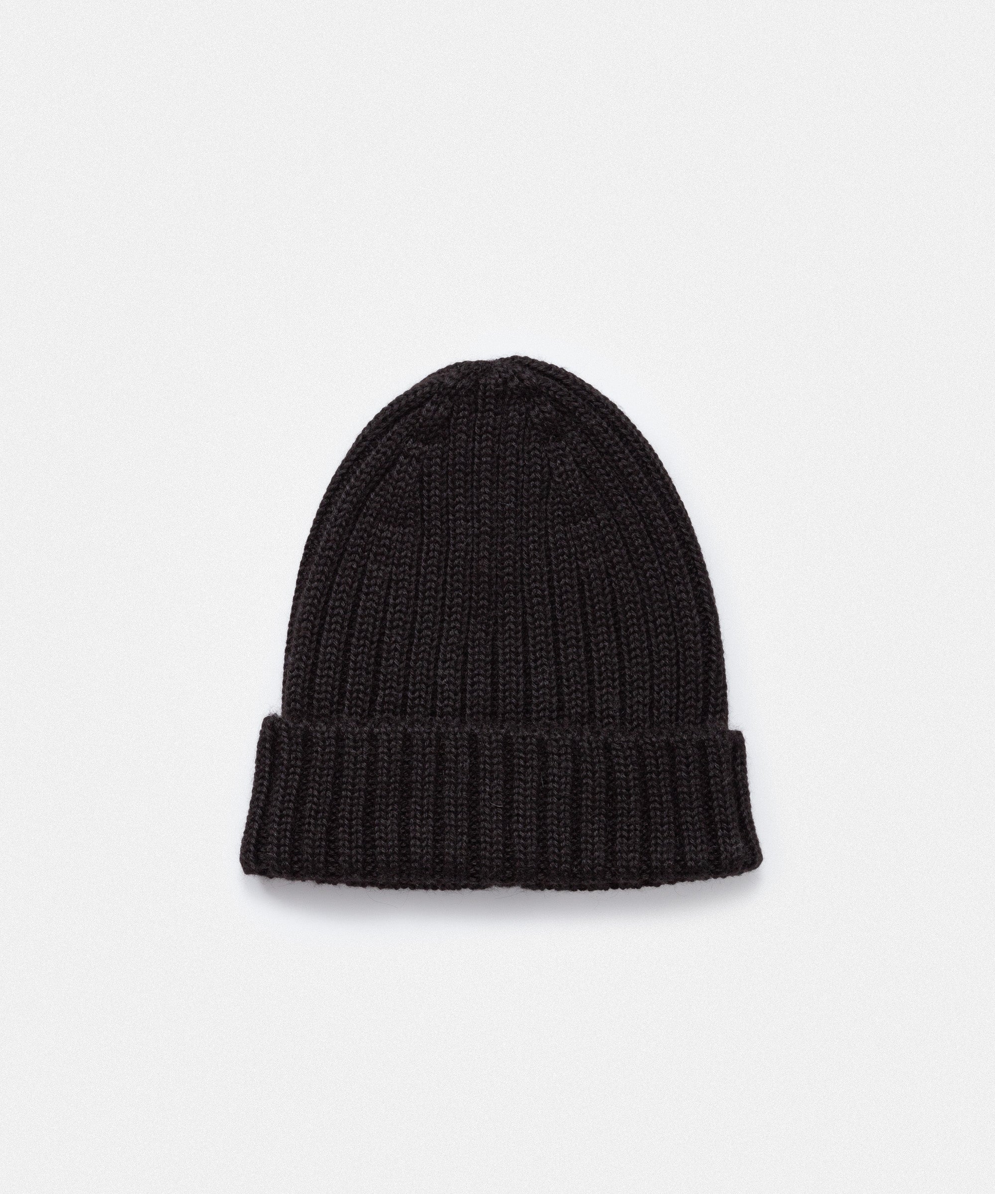 Pure Black Rib Hat