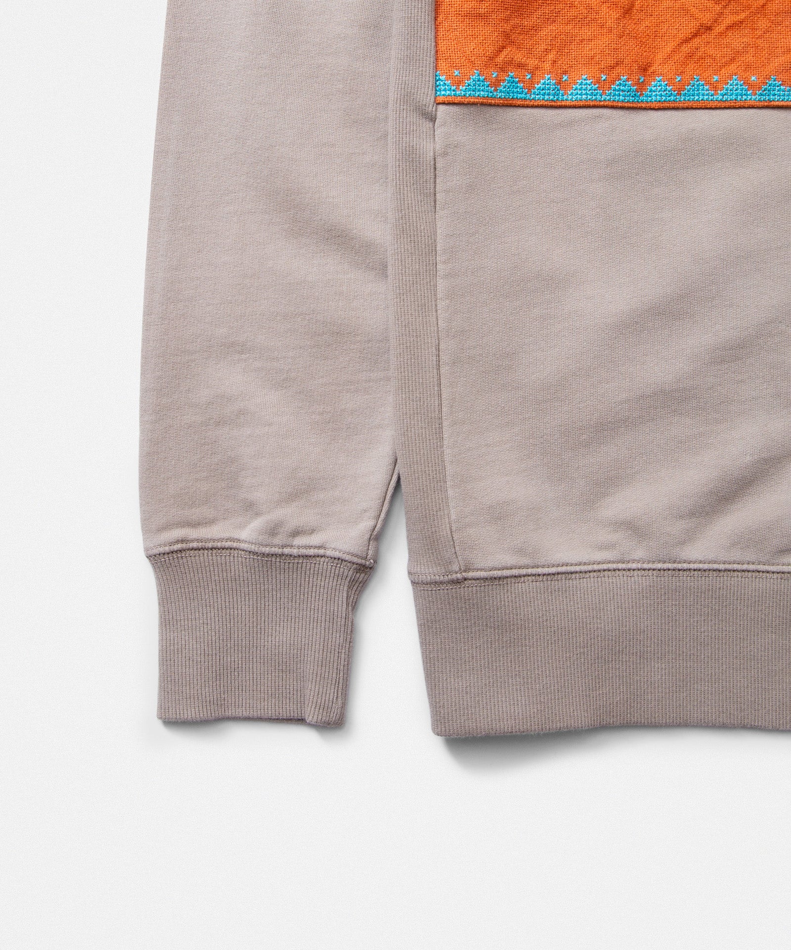 Sweatshirt / Palestinian Embroidery / GET UP STAND UP