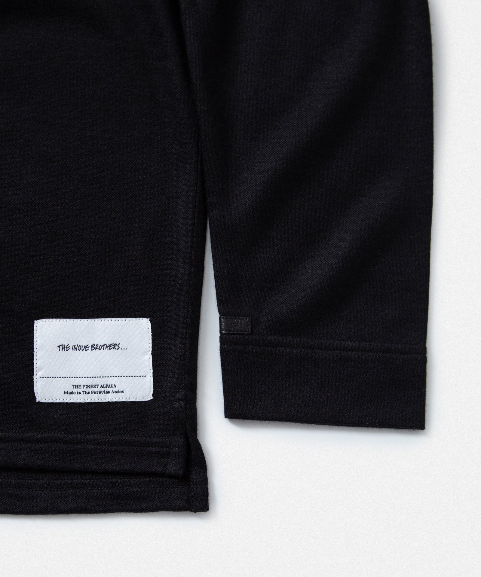 Alpaca Long Sleeve T-shirt / LOGO