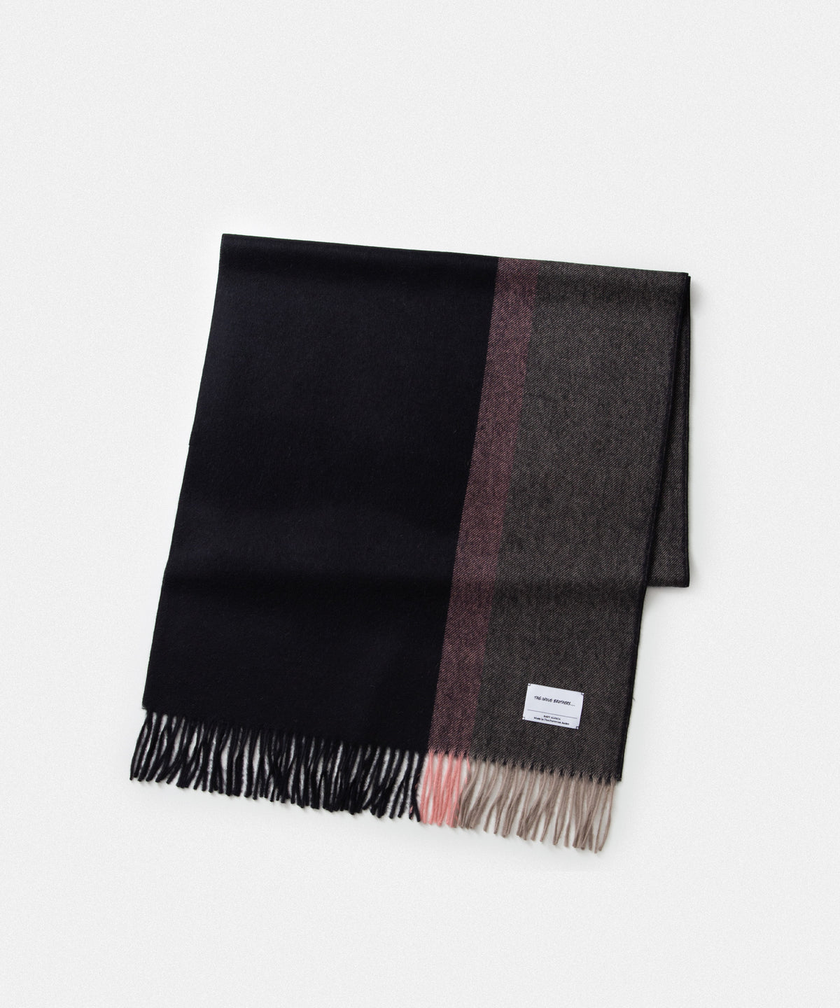 Black/Greige