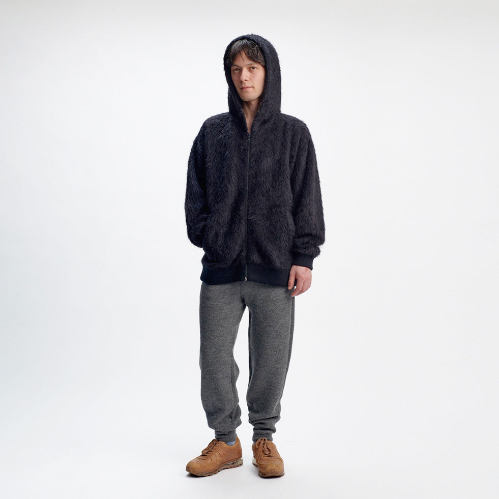 suri_black_hoodyzip_03_